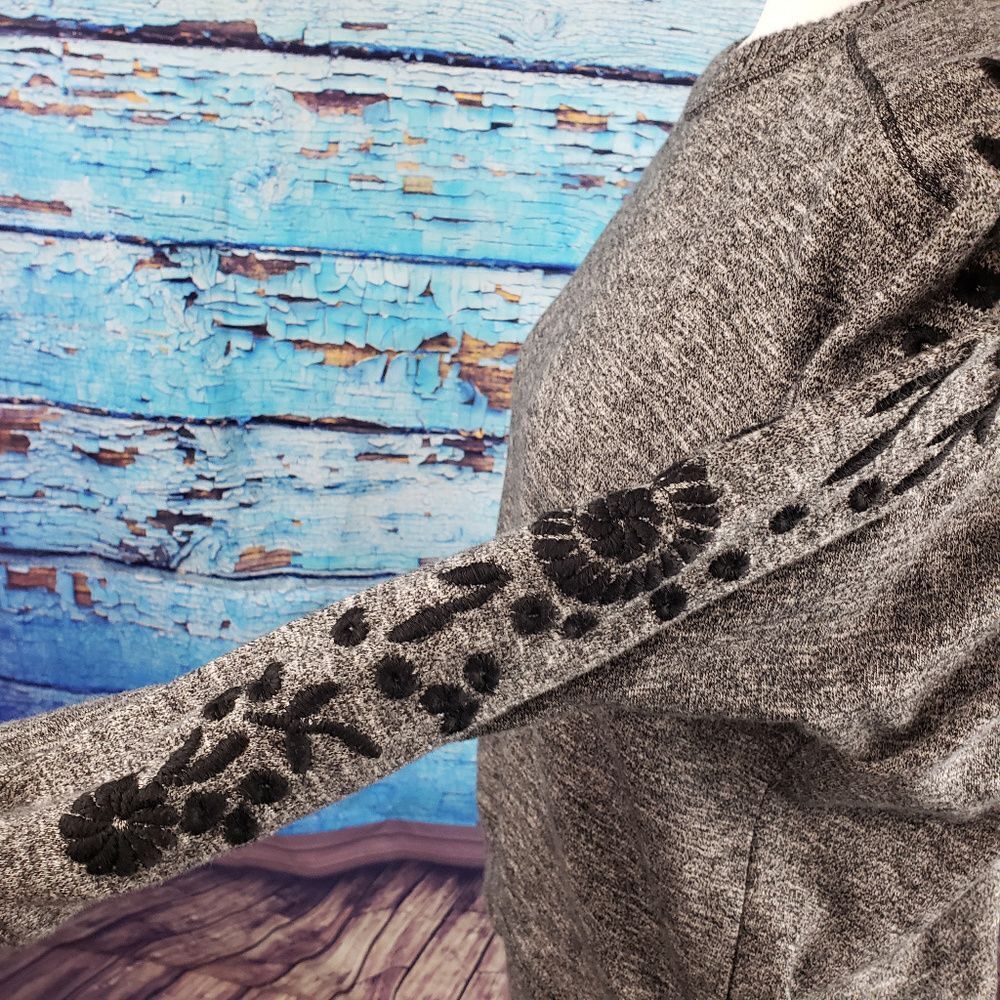 Beach Lunch Lounge grey marled embrodered top S - Picture 5 of 6